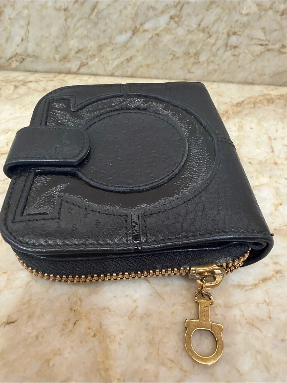 Salvatore Ferragamo Black Leather Gancini Zip Wallet